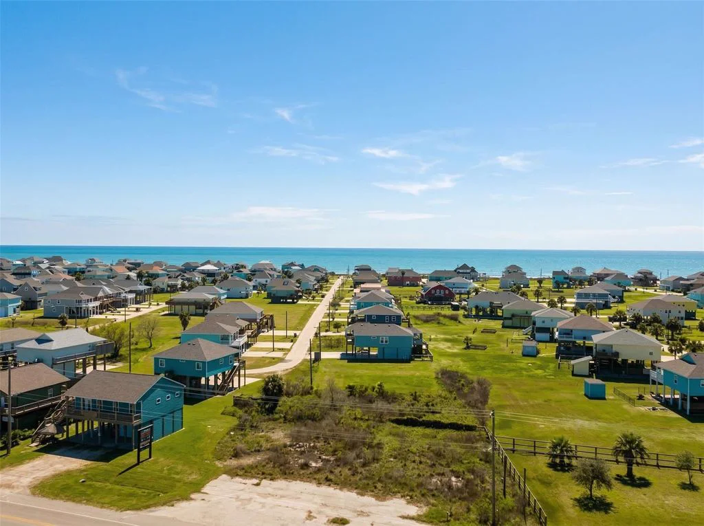 993 Gulf Rd - Architectural View 5